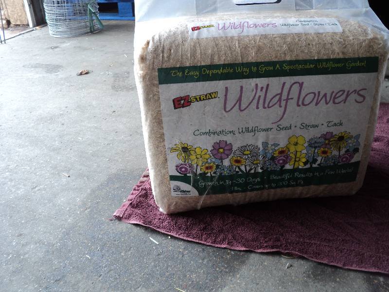 EZstraw wildflowers, 11 lbs., cover...