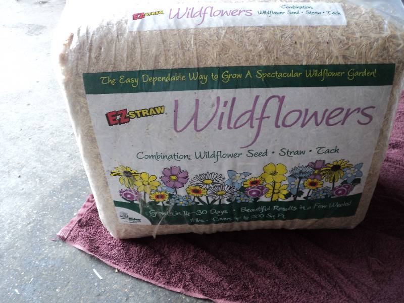 EZstraw wildflowers, 11 lbs., cover...
