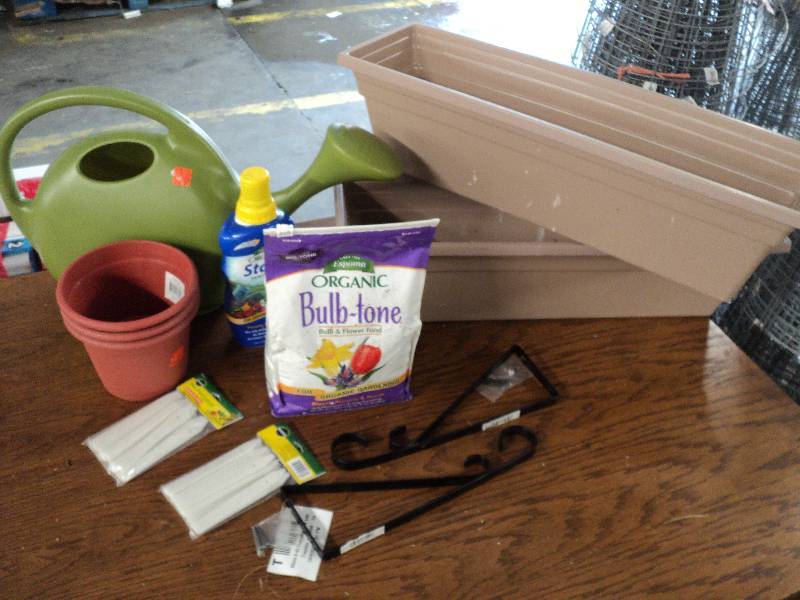 misc. garden supplies...