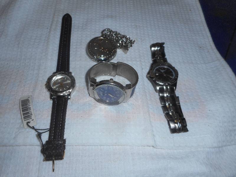 4 WATCHES