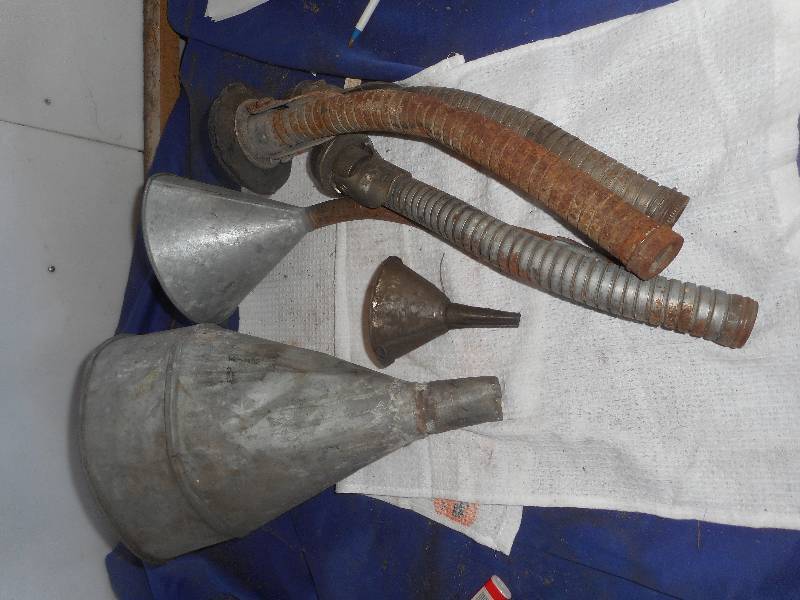 METAL FUNNELS