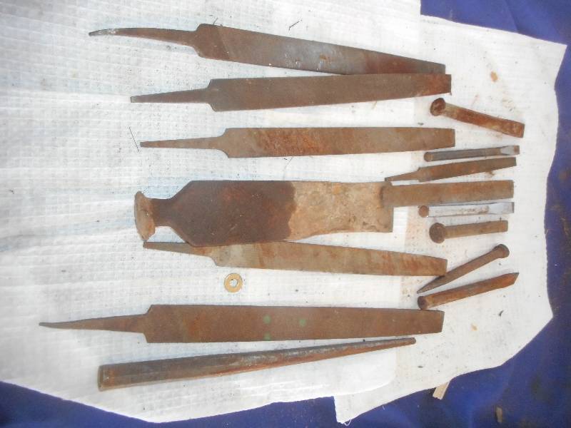 PUNCHES AND CHISELS