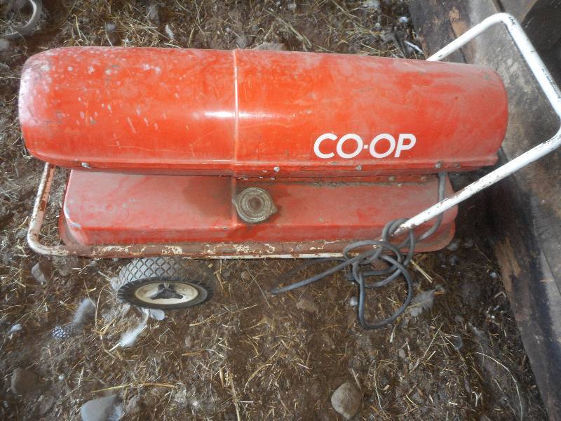 COOP KEROSENE HEATER