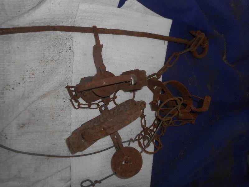3 ANTIQUE TRAPS