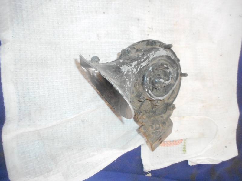 ANTIQUE CAR HORN