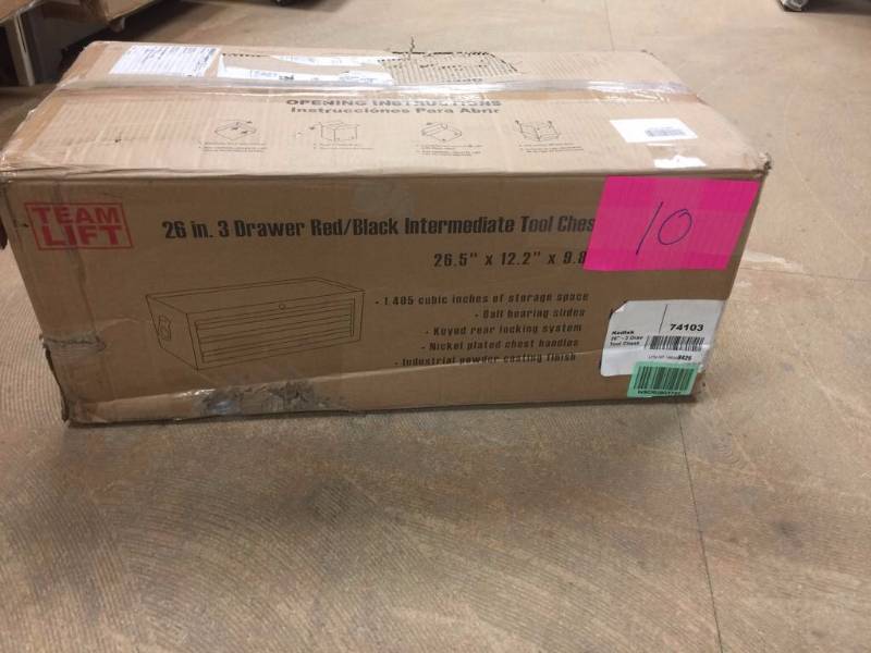 Wen 26 In Red Intermediate Tool Chest very slight damage never used
