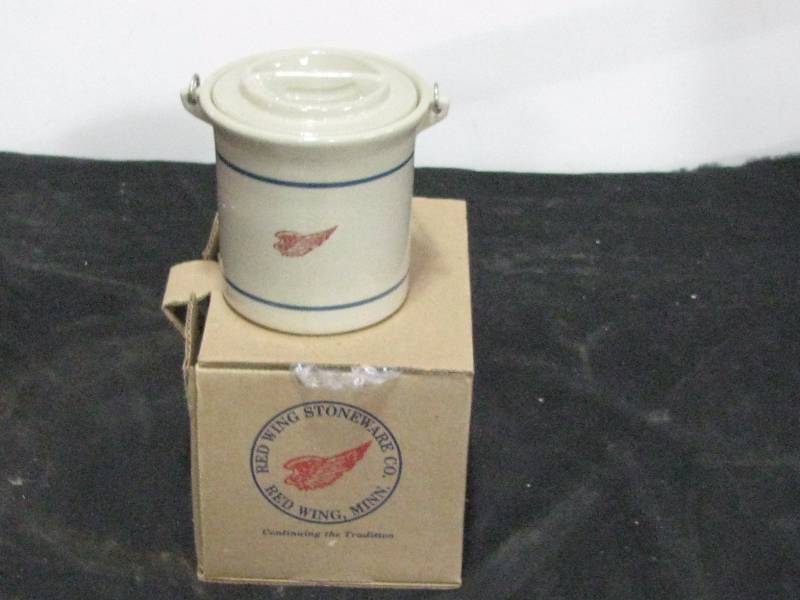 lot 44 image: Red Wing Stoneware Crock Christmas 2014 St. Francis Covered Jar