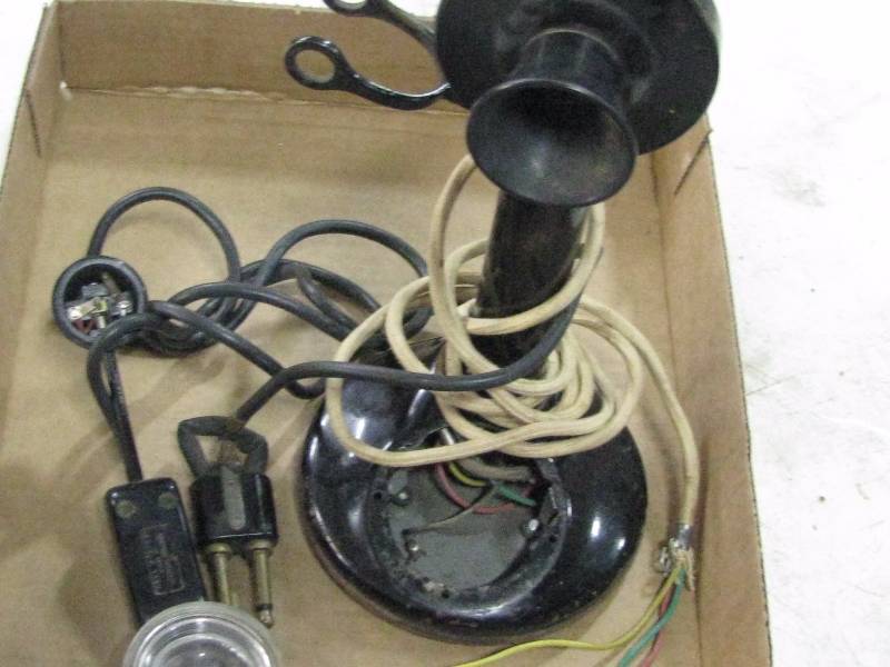 lot 80 image: Candle Stick Phone