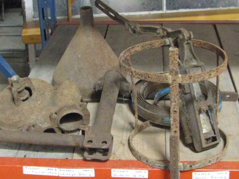 lot 97 image: Misc Cast Iron Lot