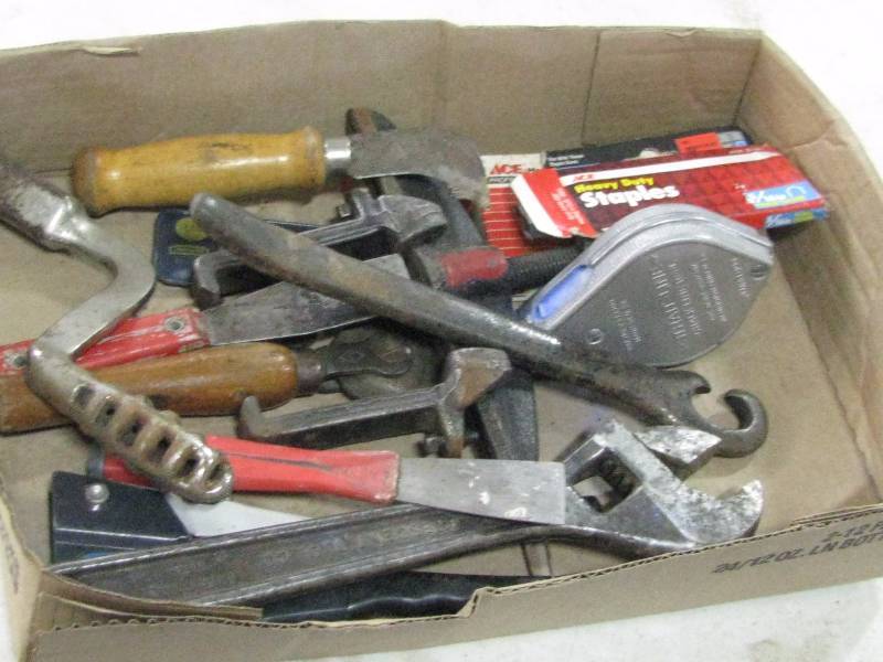 lot 100 image: Misc tool Lot