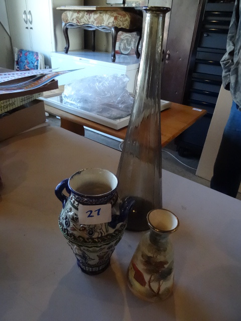lot 27 image: 2 vintage ceramic vases...