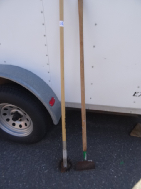 lot 106 image: Sidewalk edger and scraper...