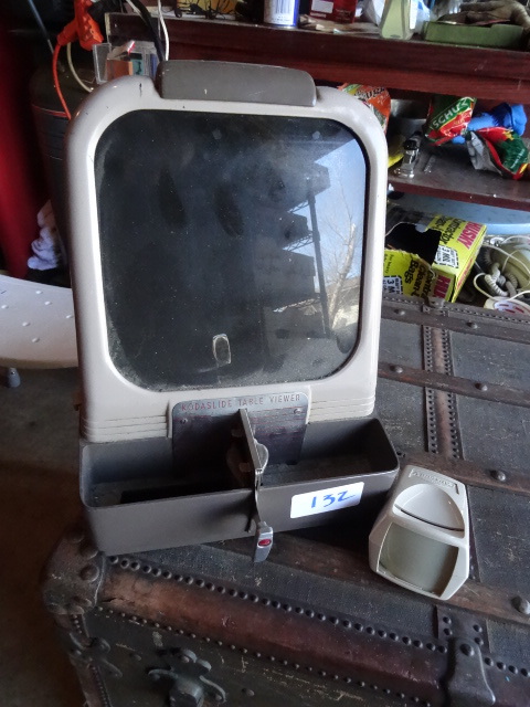 lot 132 image: Koda slide table viewer...