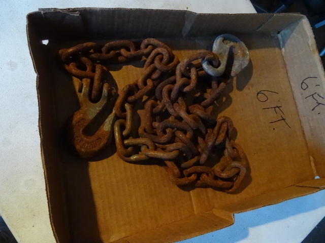 lot 142 image: 6 log chain...