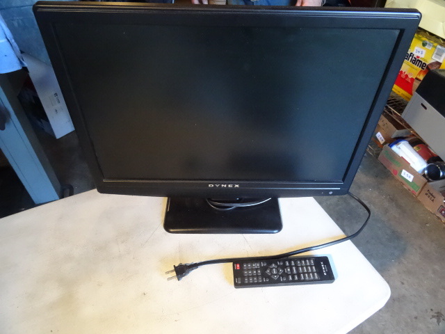 lot 178 image: Dynex 21 LCD TV. Works...