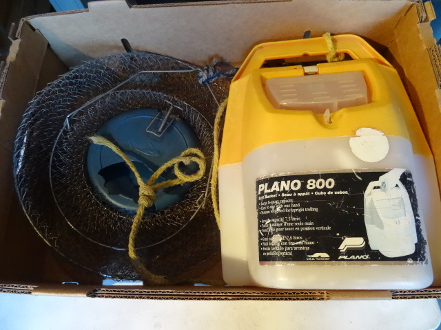 lot 180 image: Minnow bucket and live net...