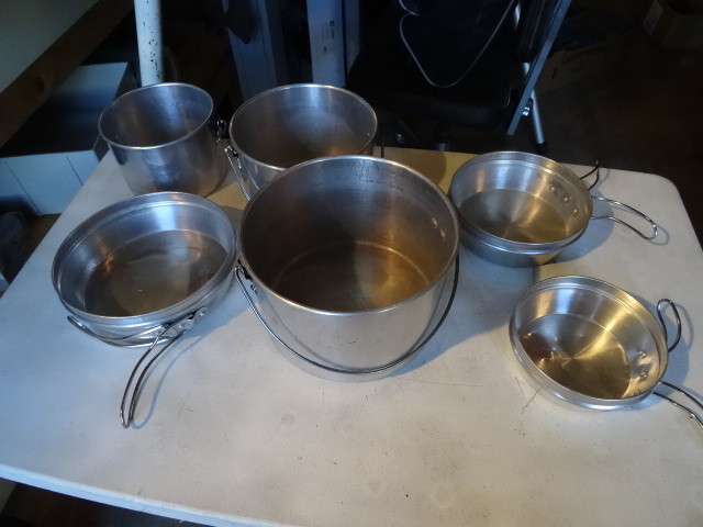 lot 193 image: Camping cook set...