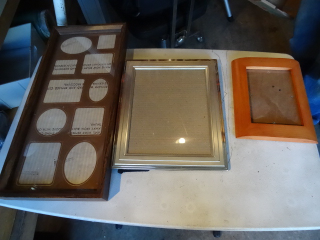 lot 237 image: Misc picture frames...