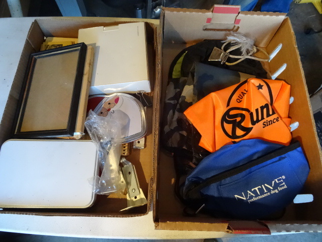 lot 242 image: Portable dog dishes. Tins. Picture ...