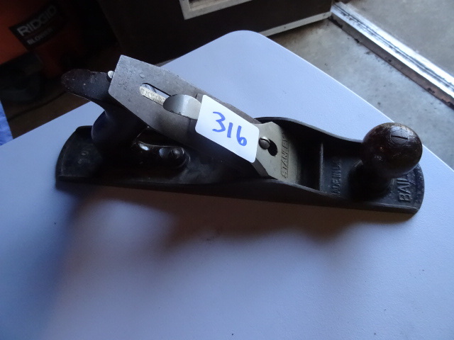 lot 316 image: Stanley #5 hand plane...