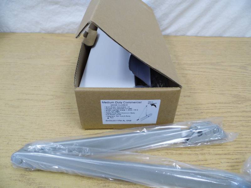 Medium Duty Door Commercial Closer