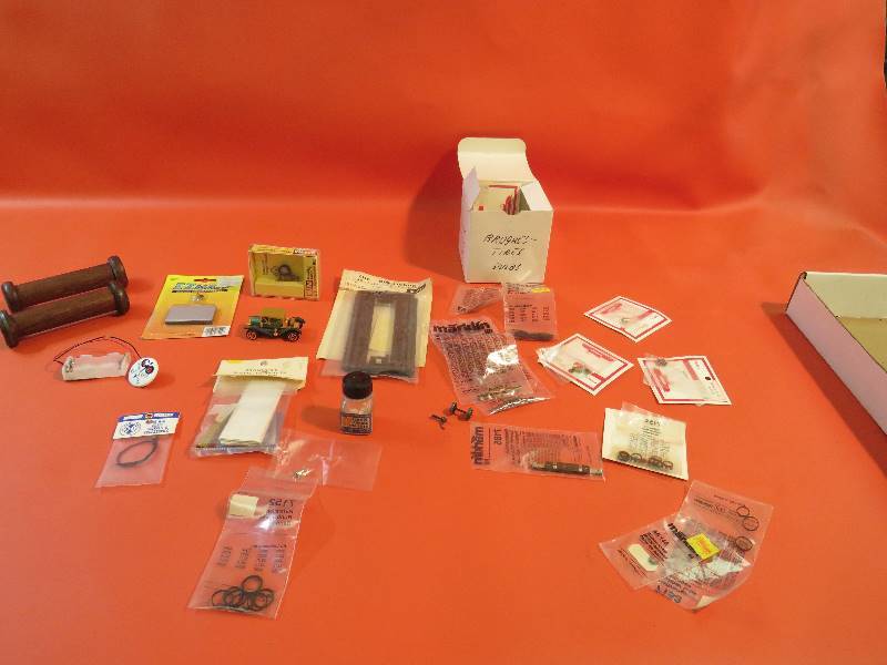 lot 221 image: Parts for Train Sets