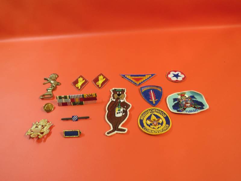 lot 223 image: Vintage Patches