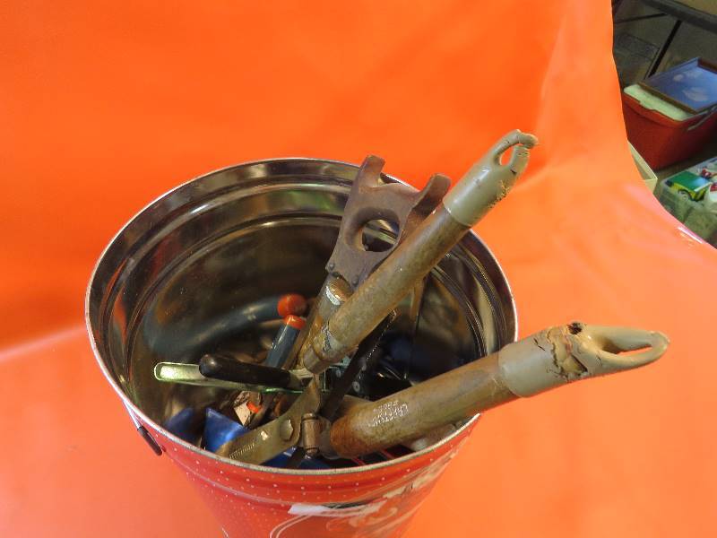 lot 237 image: Hand Tools