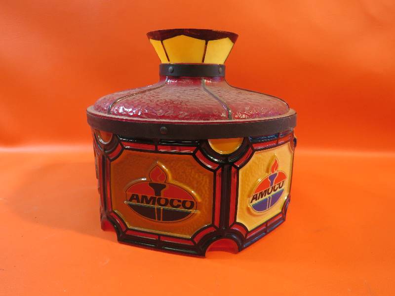 lot 242 image: Vintage Amoco Light Cover