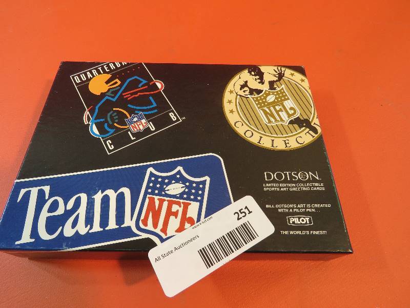 lot 251 image: NFL Collectible Greeting Cards