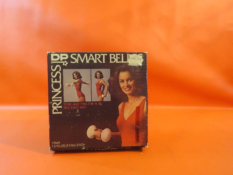 lot 255 image: Vintage Weights