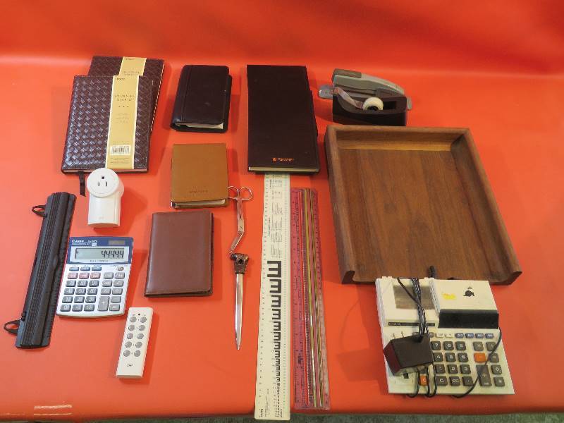 lot 282 image: Office Supply Lot