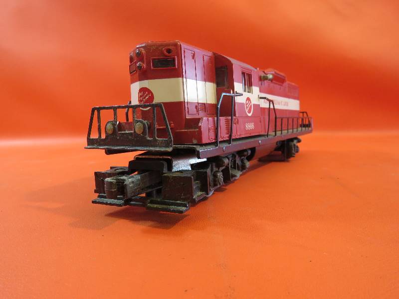 lot 314 image: Collectible Train Engine