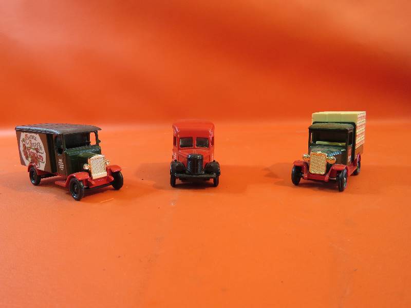 lot 321 image: Campbells Soup Collectibles
