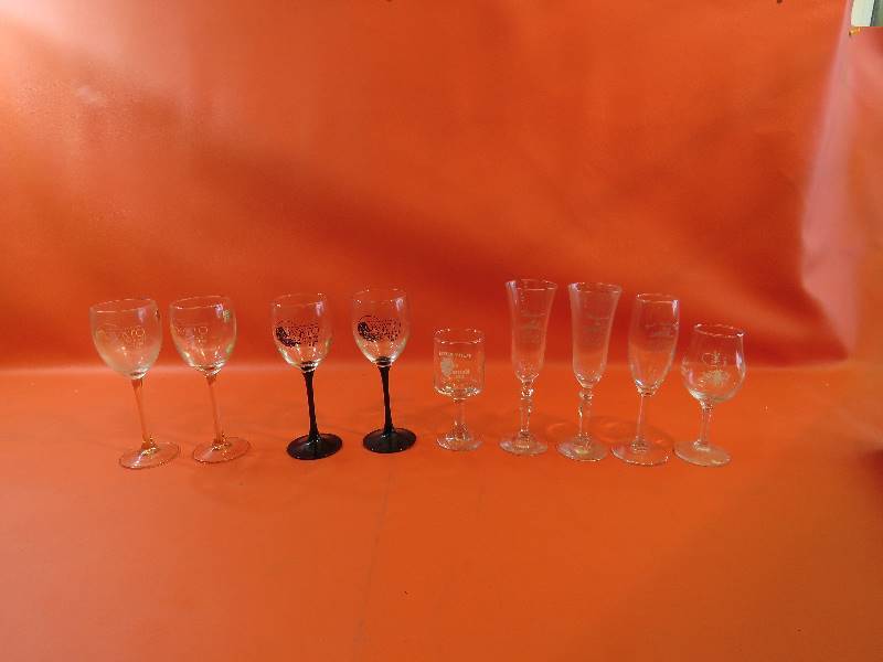 lot 392 image: Collectible Wine Glasses