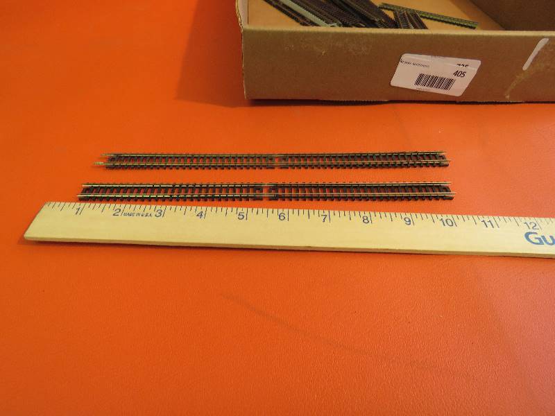 lot 405 image: Train Tracks