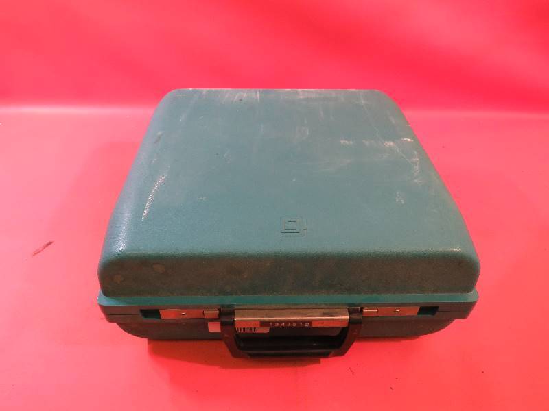 lot 489 image: Vintage Typewriter