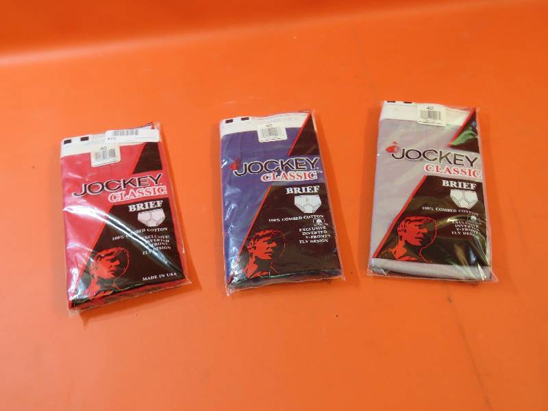lot 514 image: Mens Briefs