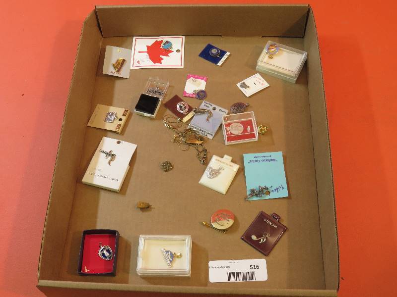 lot 516 image: Jewelry