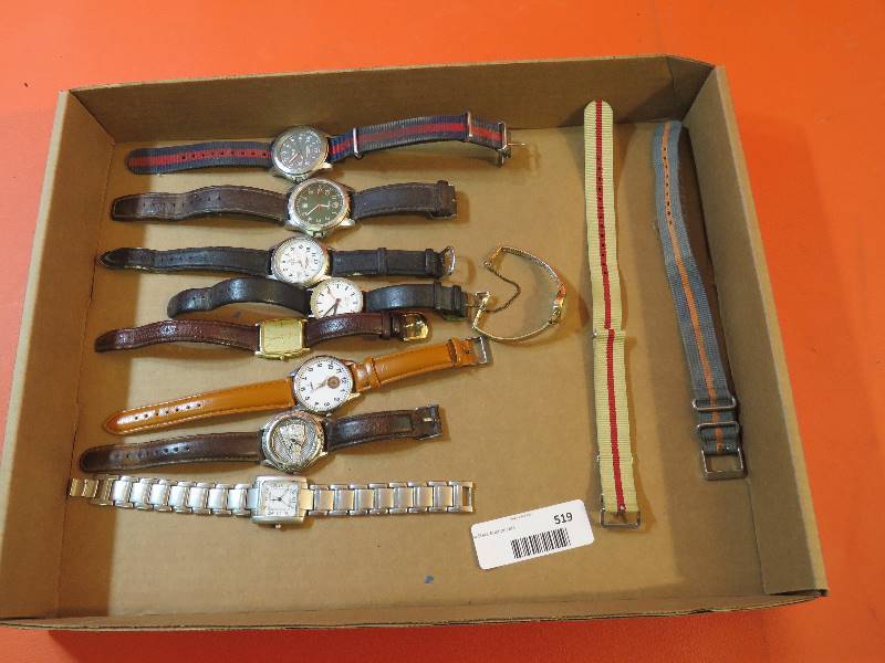lot 519 image: Watches