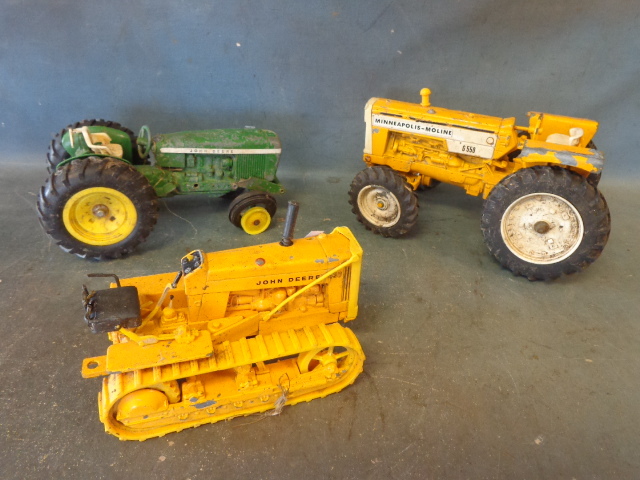 lot 49 image: Die Cast Toy Tractors
