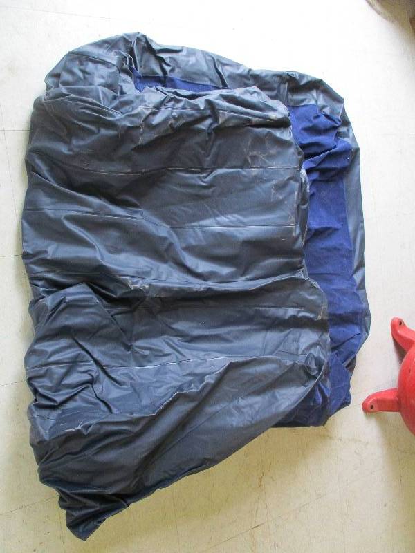 lot 67 image: Twin Size Inflatable Mattress