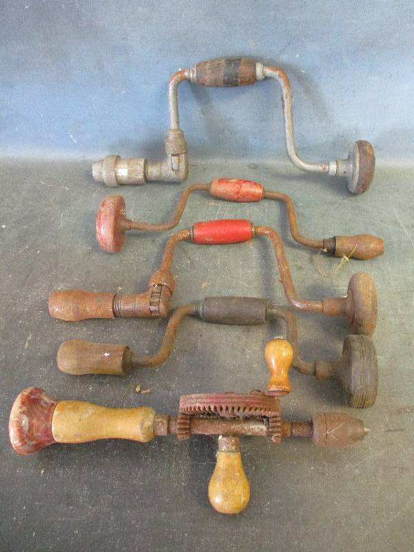 lot 140 image: Hand Drills