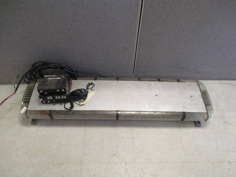 lot 112 image: Squad Car Light Bar