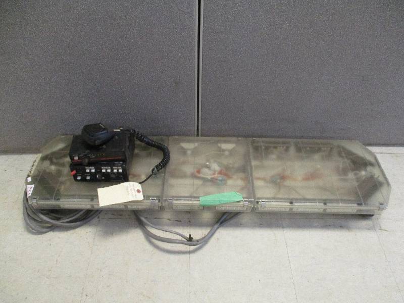 lot 132 image: Squad Car Light Bar
