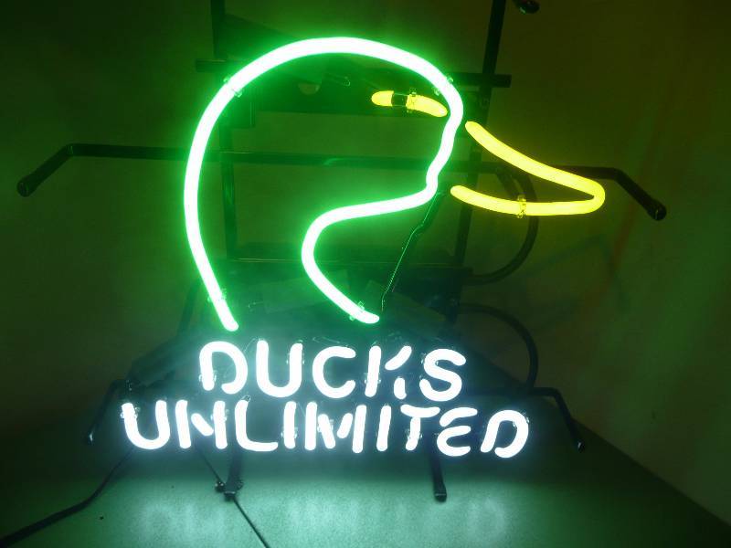 lot 1 image: Ducks Unlimited Neon - (RARE) This Is A Original Neon Not A China Reproduction - New Out The Box - Approx 18wide 18high