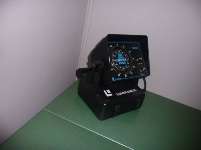 Vintage LowRance Fish Finder - Working Condition - Made In USA - System  2000 - 2060, Man Cave Dealer Auction #12