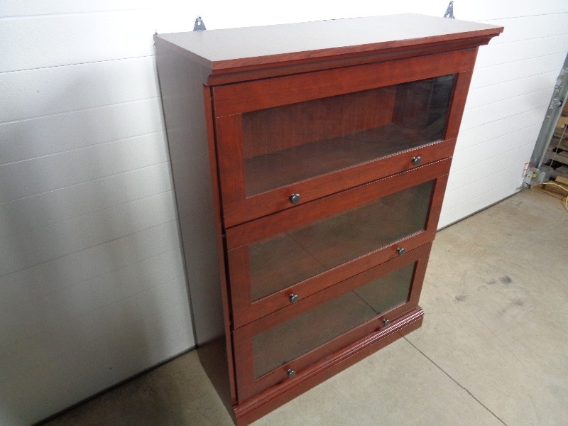 lot 135 image: Glass Front Bookshelf