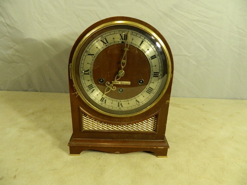 lot 7 image: Old Seth Thomas Clock