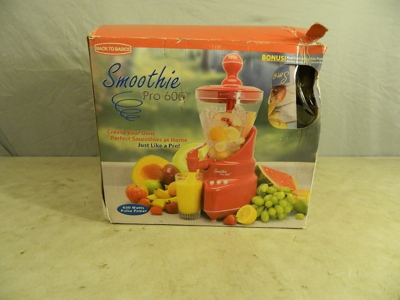 lot 10 image: New Smoothie Pro 600